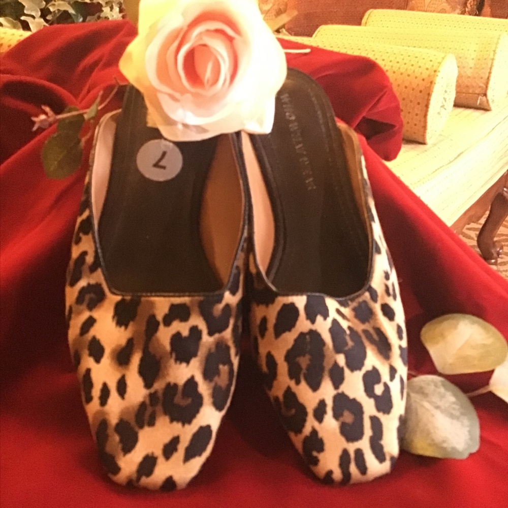 Leopard / animal print mules , slide on,  woman’s size 7 lightly worn classy